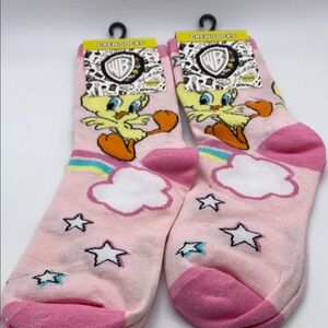 Warner Bros Pink Tweety Bird Crew Socks W 9-11